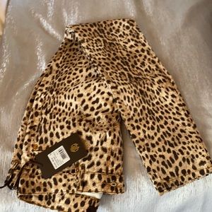 Rock these Roberto Cavalli skinny jeans!